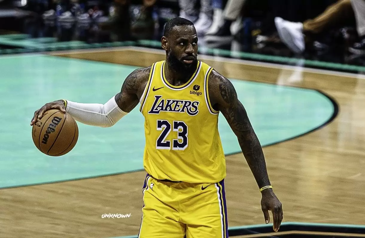 Gary Payton prevê que LeBron James retornará na próxima temporada