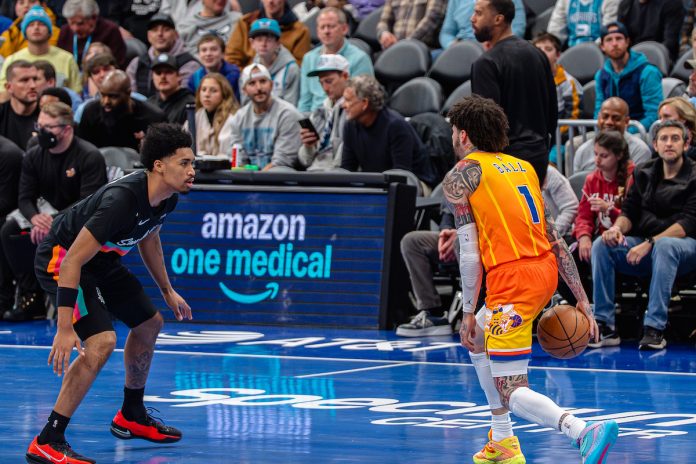 Spurs recebem atualizações positivas sobre lesões de Dylan Harper e Harrison Barnes