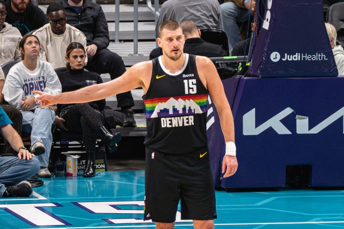 Agente: A extensão do contrato de Nikola Jokic vai esperar até o final da temporada