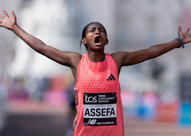 Tigist Assefa mantém a coroa de Londres com outro recorde mundial