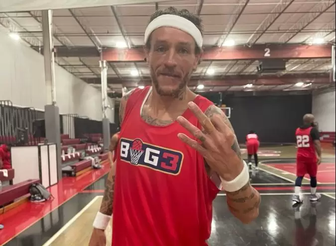 Delonte West compartilha a vida depois de meses sóbrio