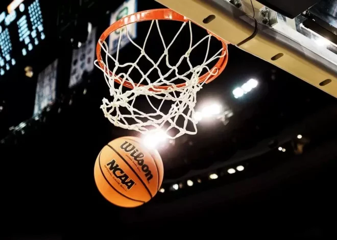 Tyran Stokes se compromete com o Kansas