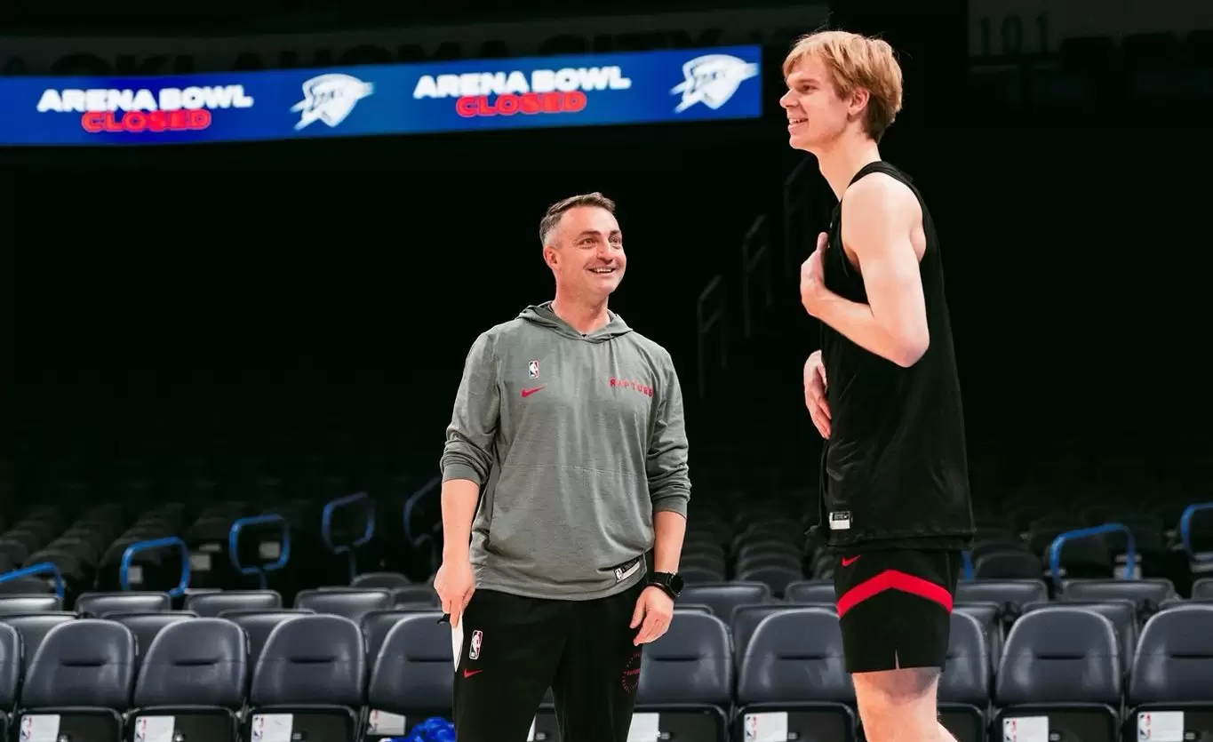 Darko Rajakovic obtém vitória histórica nos playoffs