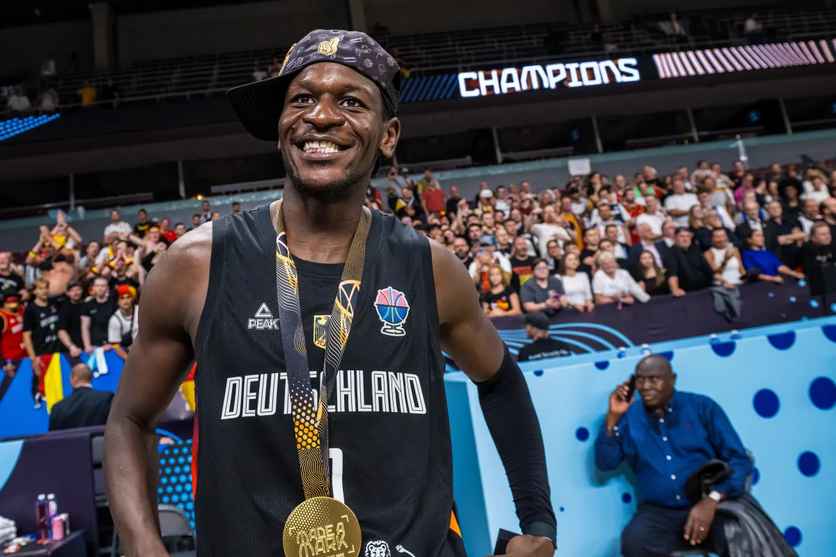 Isaac Bonga se aproxima do retorno da NBA com o Pistons