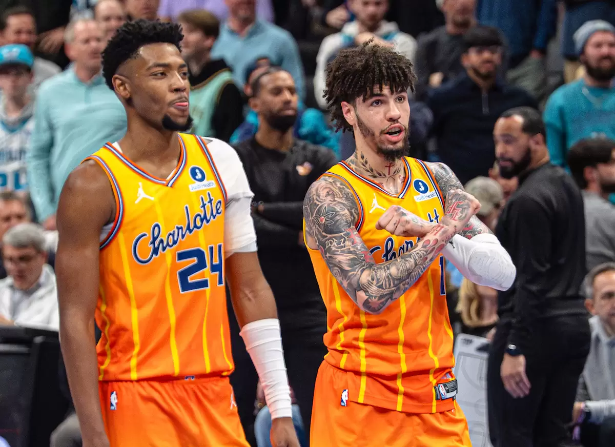 Troca de projeto de olho do Hornets enquanto front office avalia movimento ousado