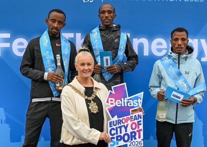 Finalização da foto: Alemu vence Mamo no thriller da Maratona da Cidade de Belfast