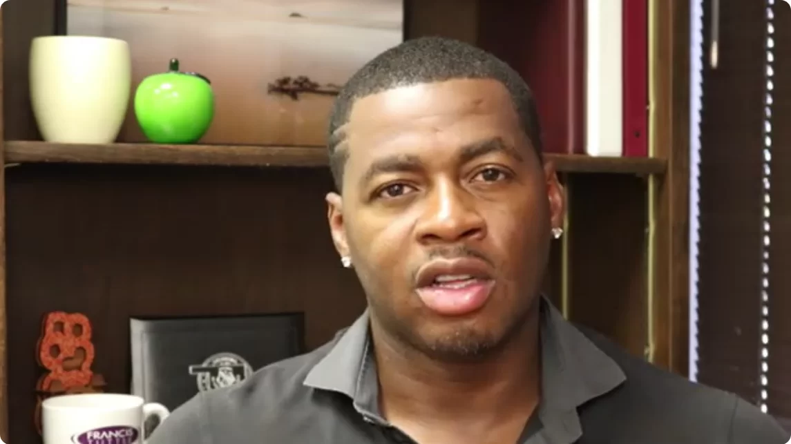 Desmond Mason preso em Oklahoma City