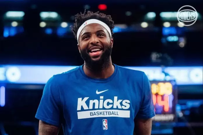 Kings está de olho em Mitchell Robinson em agência gratuita