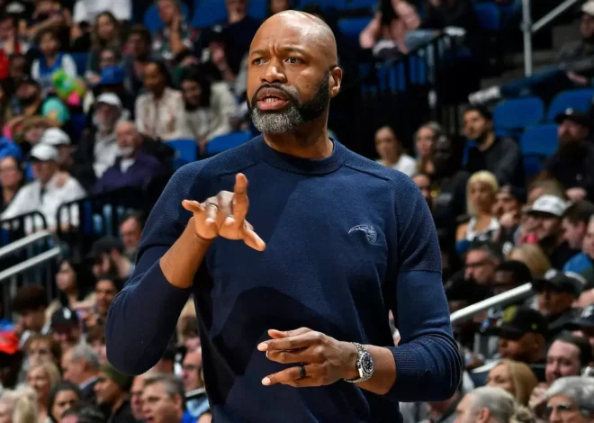 Jamahl Mosley deve ser responsabilizado pelo colapso do Magic