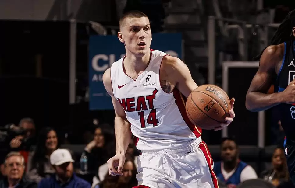 O burburinho comercial de Tyler Herro cresce enquanto o Heat enfrenta uma decisão crucial fora da temporada