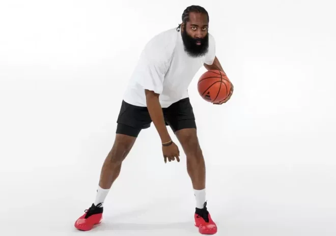 James Harden deve ficar no Cavaliers