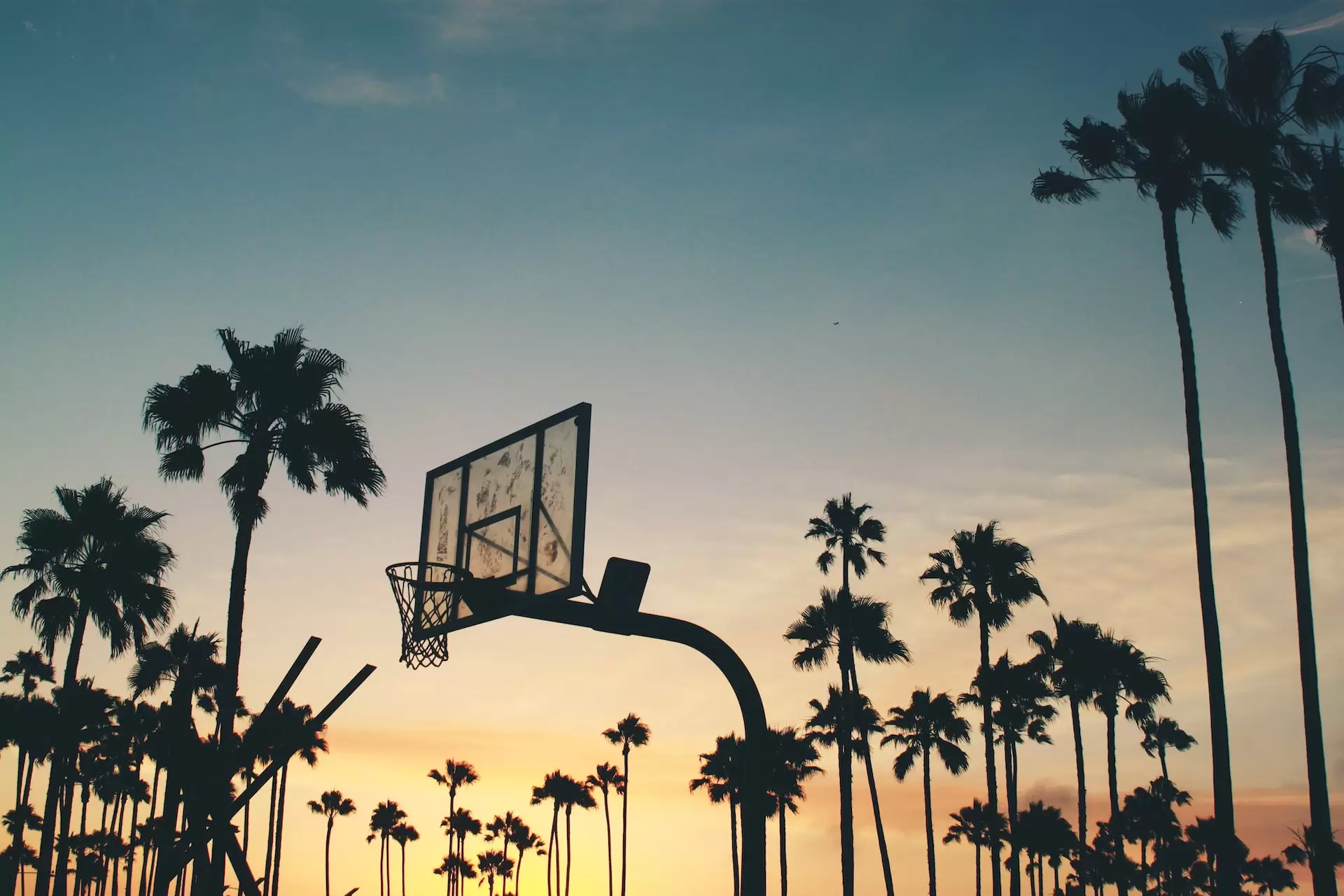 Totais de apostas no basquete: como prever mais/menos como um profissional