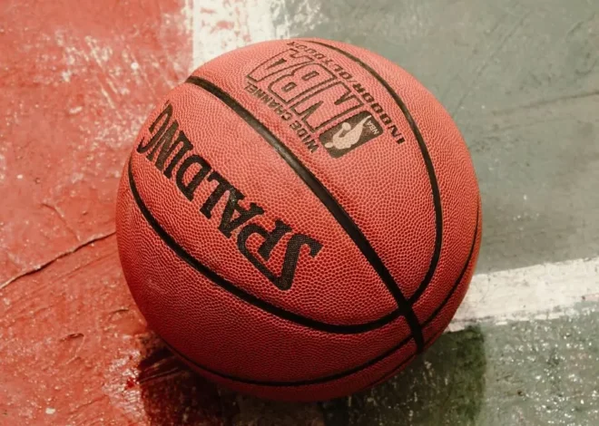 O CEO da BCL, Patrick Comninos, discute possível estrutura de parceria da NBA