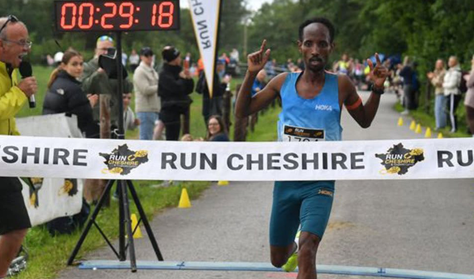 Omar Ahmed e Louise Small vencem no Colshaw Hall 10km