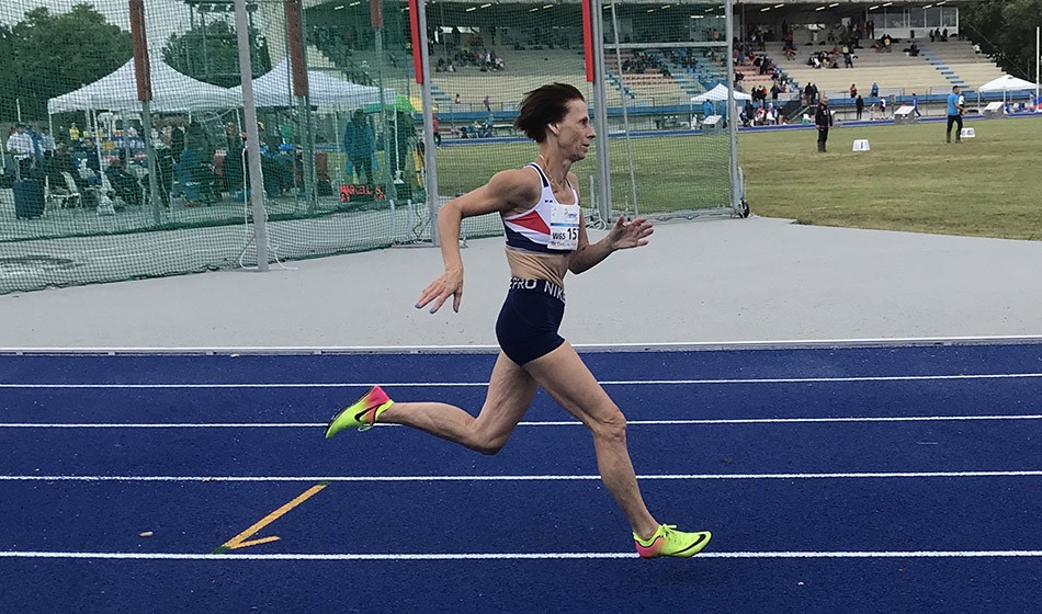Caroline Powell quebra recorde europeu dos 400 m do W70