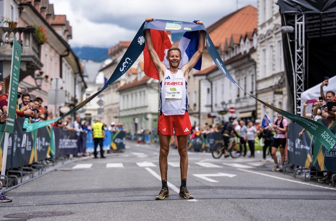 Frederic Tranchand e Judith Wyder domam as trilhas na Eslovênia