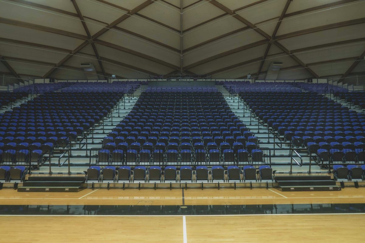 Quantos voos os treinadores da EuroLeague realizam em uma temporada? Por dentro da realidade das viagens do basquete profissional