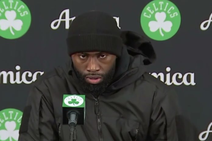Bucks poderia redirecionar Jaylen Brown no blockbuster de Giannis